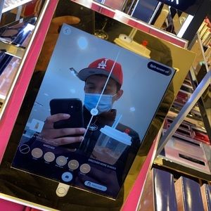 Meet your Posher, Adan